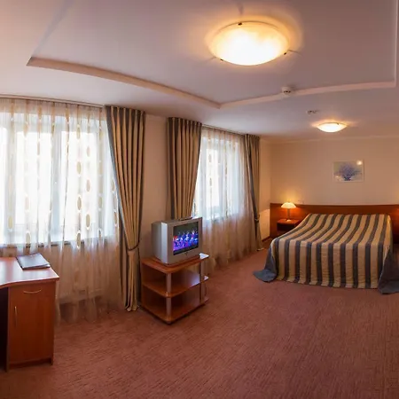 Sputnik Hotel 3*